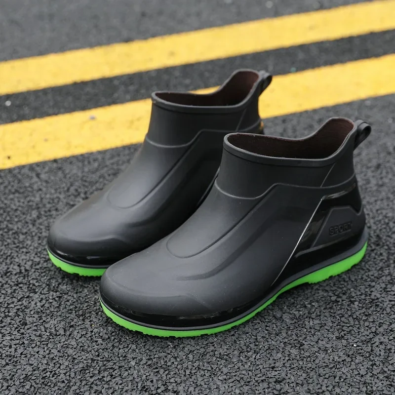 Fashionable Men's Rain Shoes New Short Barrel Anti-slip Mid Barrel Rain Boots Cropped Fleece-lined Kitchen Work Outdoor Shoes