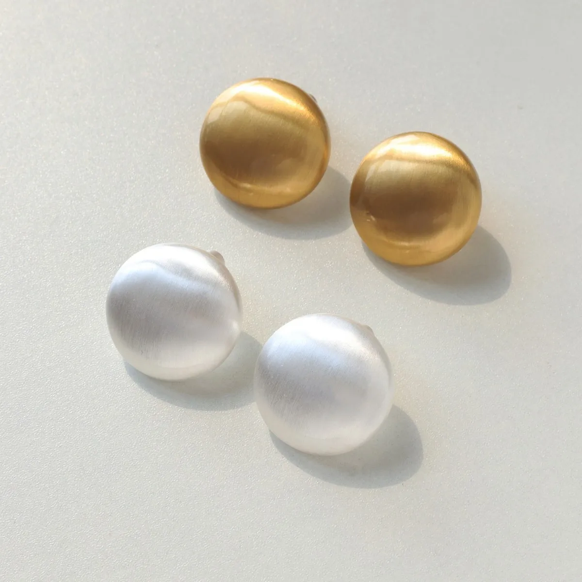 Withered Brushed Round Earrings With A Cool And Niche Style Earrings With Ear Buckles And Accessories