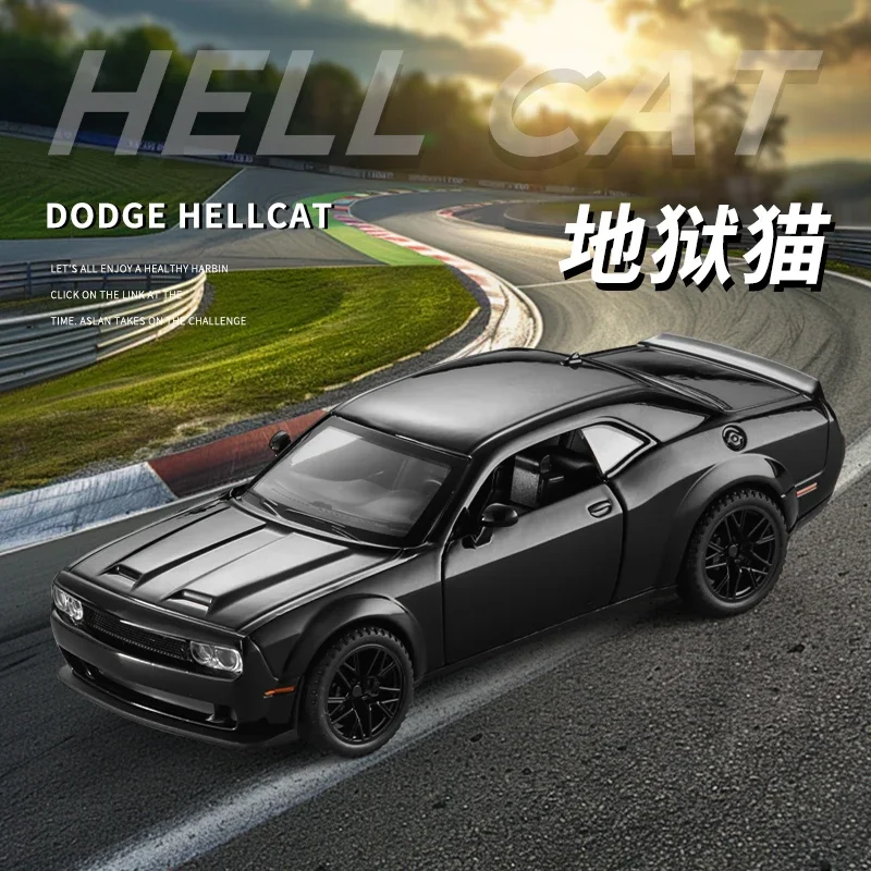 

Limited Clearance Sale 1:32 Die-cast Metal simulation Dodge Hellcat Alloy model car sound & light boys' toy gift Collection