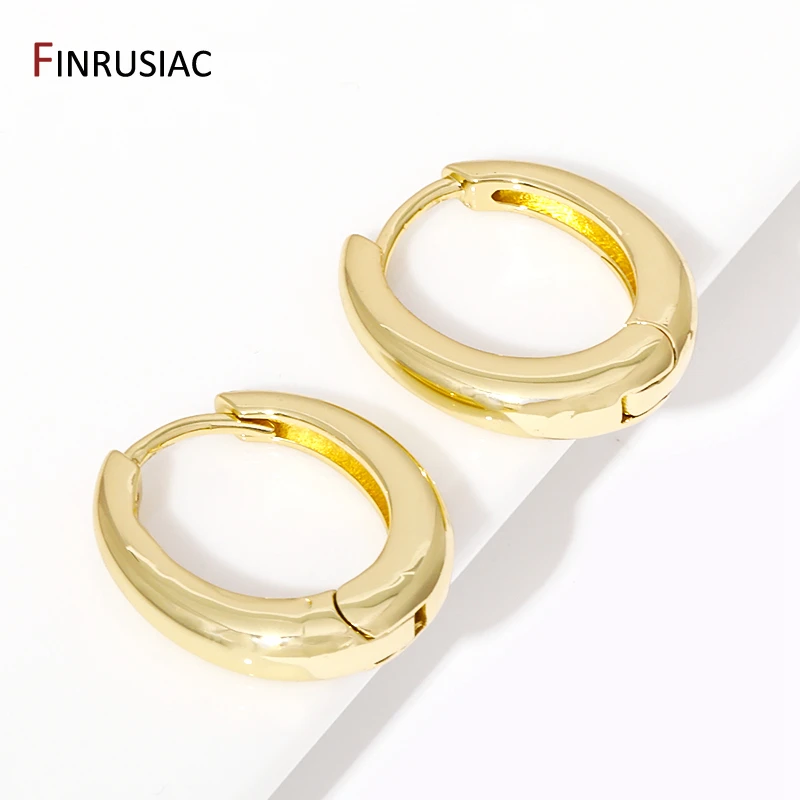 18K Gold Plated Brass Oval Huggies Hoop Earrings for Women Fashion Geometric Piercing Simple Loop Earrings Wholesale