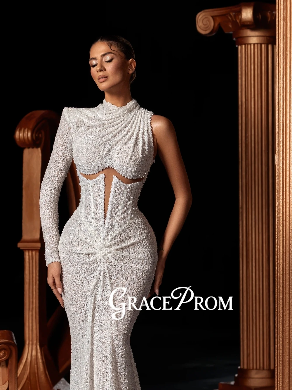 

Chic Structured Corset Bodice Wedding Dress Sexy Cut Out Open Back Mermaid Customized Charming Pearls One Shoulder Bridal Gown