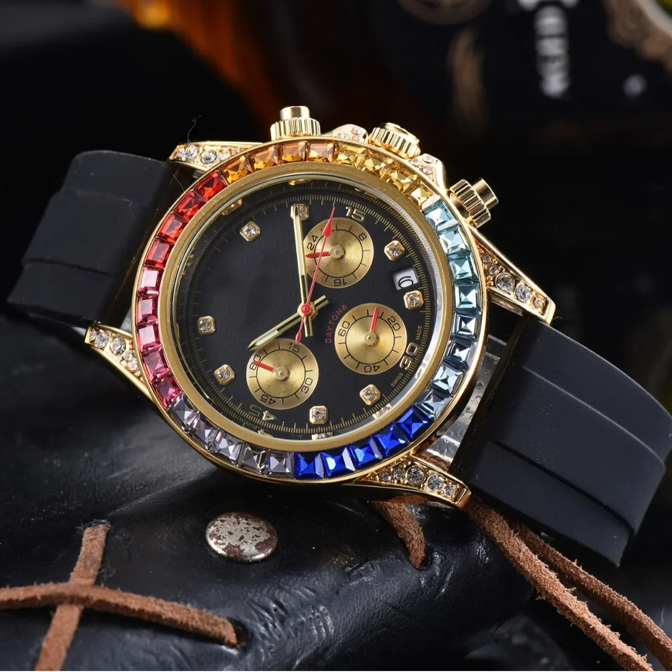New Men's Watch with Fashionable Trend, High-end Niche Design, Night Light Luxury Disc, Black Silicone Strap, Quartz Watch