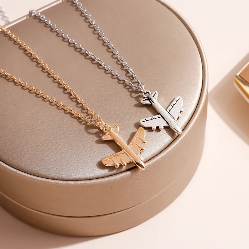 

Aihua Fashion Aircraft Necklace for Women Men Short Chain Plane Airplane Necklace Vacation Jewelry Gifts
