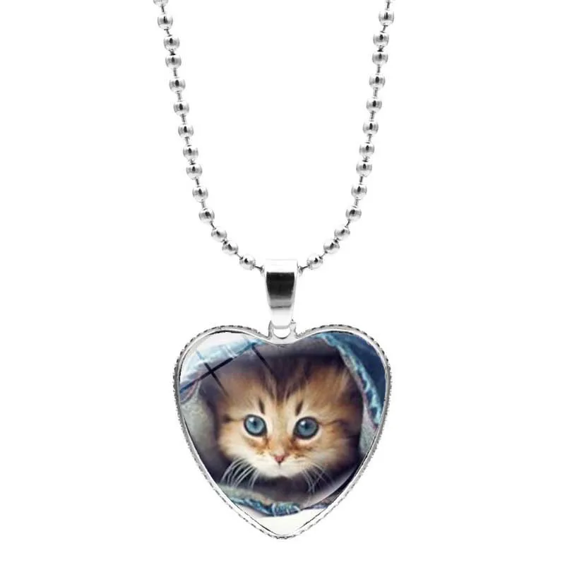 Hot Fashion Accessories Heart Shaped Glass Pendant Alloy Necklace Cute Big Eyed Cat