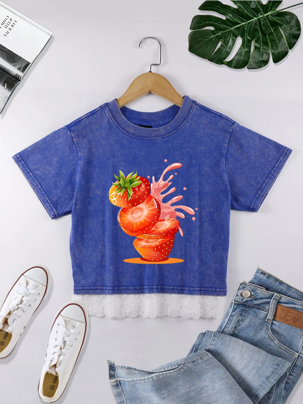 

Creative Strawberry Juice Prints Cotton Crop Tops Summer Lace Hem Washed T-Shirts Regular Fit O-Neck Short Sleeve Casual Clothes