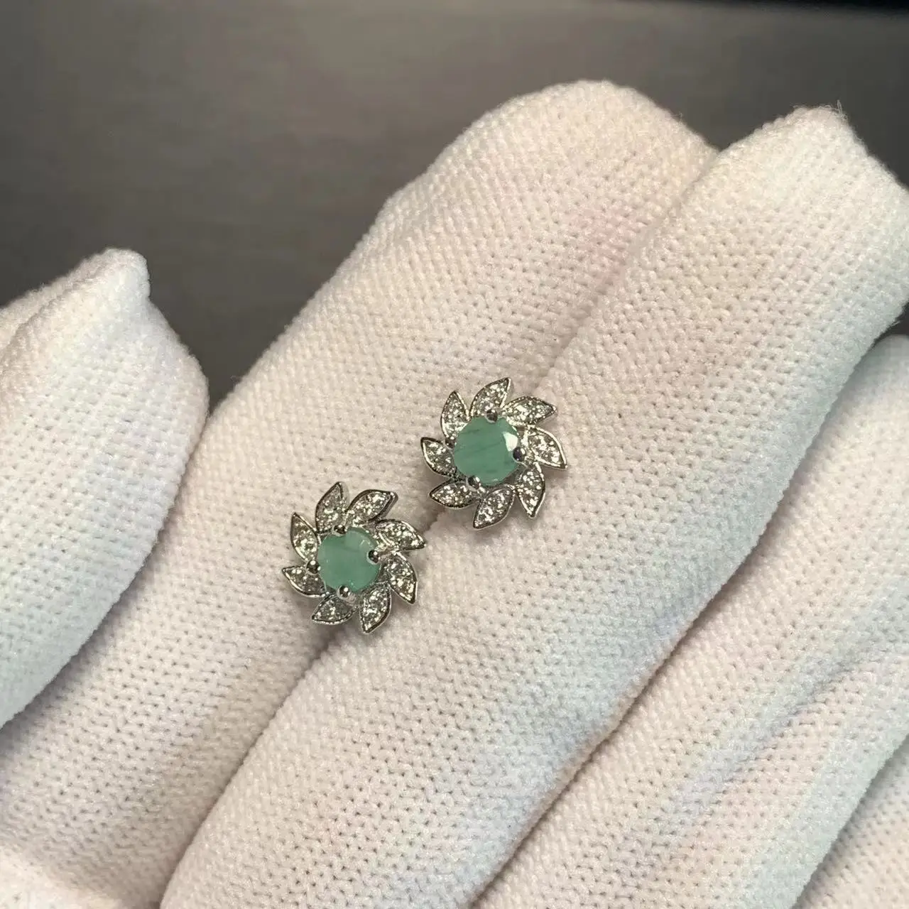 HEYYA STONE Natural Emerald Stud Earrings For Women 925 Silver Earrings Simple Fine Jewelry Stone Gemstone Classic Style