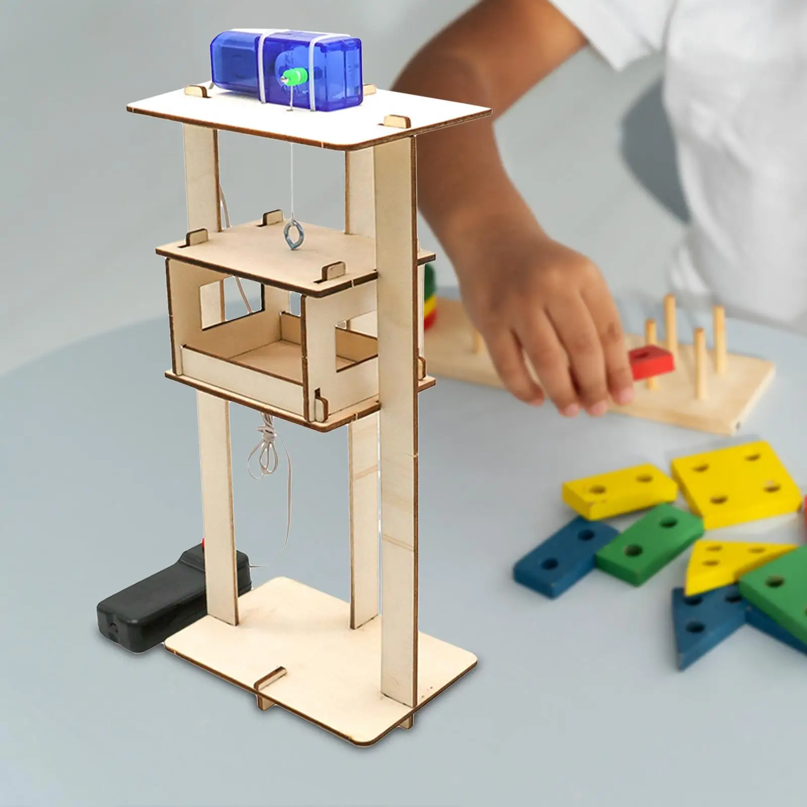 Wooden Elevator Toys Boys and Girls Physical Discovery Children Lift Toys