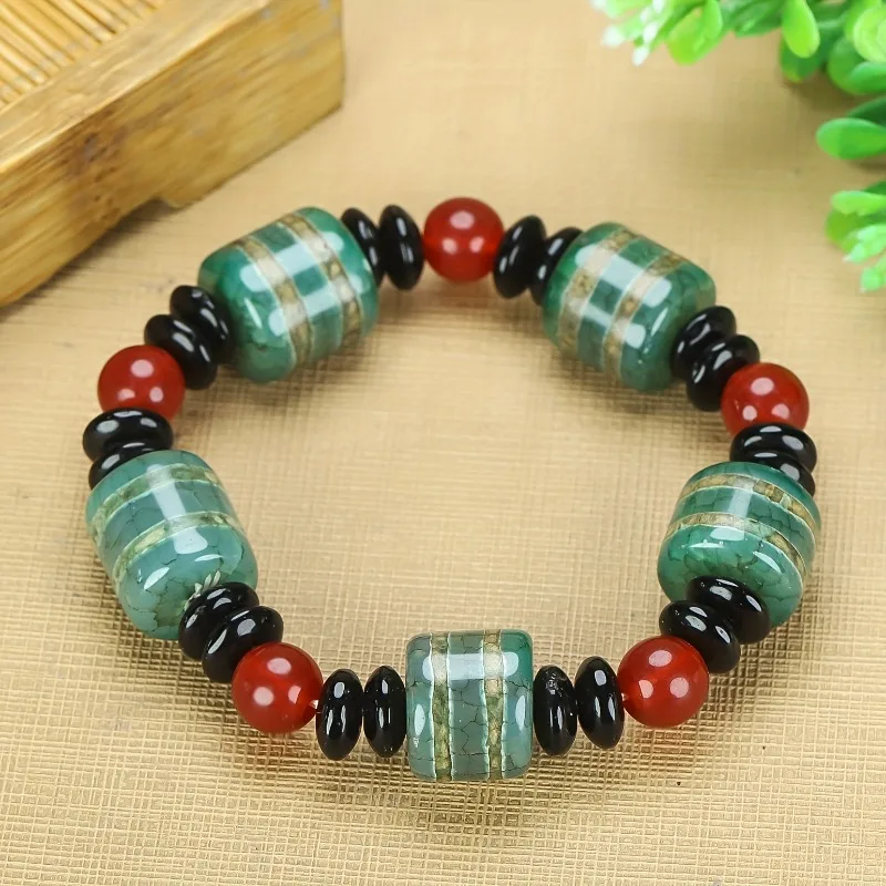 

Natural Stone, Men's and Women's Models, Quaint and Elegant Classic Fashion Bracelet Bracelet.