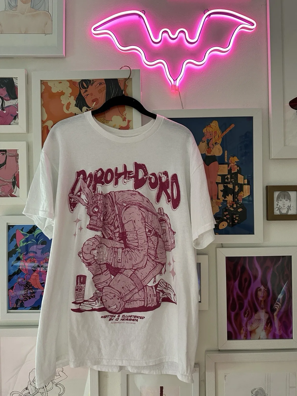 Футболка Dorohedoro Caiman Q Hayashida Manga Anime Japan Usagi Boots White L Футболка Мужчины 2025 Подарки Для Мужчин Девушка Одежда Высокая