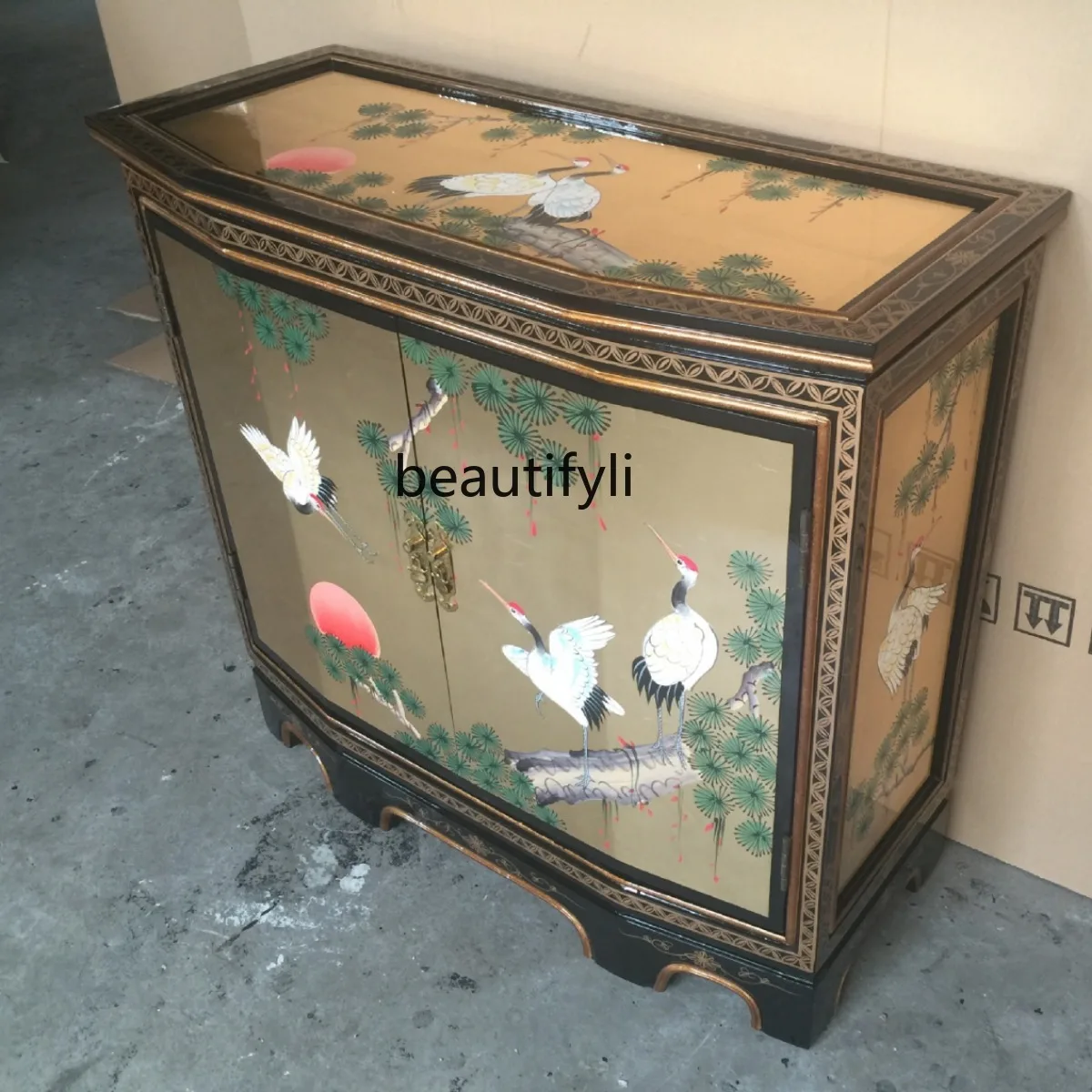 Gold foil two-door cabinet entrance, painted, hand-painted Songhe Yannian entrance, foyer decorative cabinet