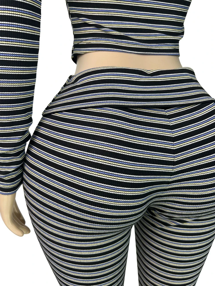 JENYAGE Gestreiftes Zweiteiler-Set für Damen, dehnbarer gerippter Hoodie mit Reißverschluss vorne, bauchfreies Top, hochtaillierte Biker-Shorts, figurbetonte Loungewear – Detail 6