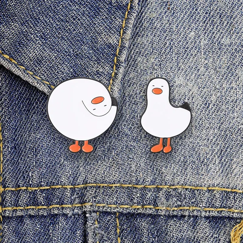 Healing Big White Goose Cartoon Brooch Simple Lines Duckling Badge Soft Cute Student Backpack Coat Decoration Jewelry Accessory