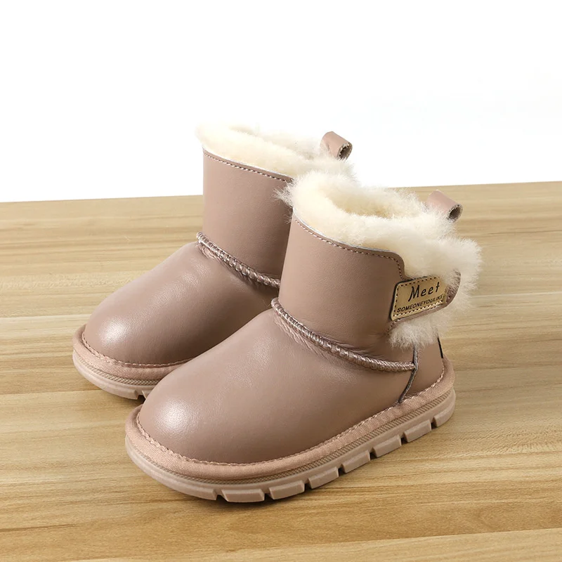 Winter New Children\'s Bright Leather Snow Boots Children\'s Boots Thickened Sheepskin Fur One Children\'s Shoes