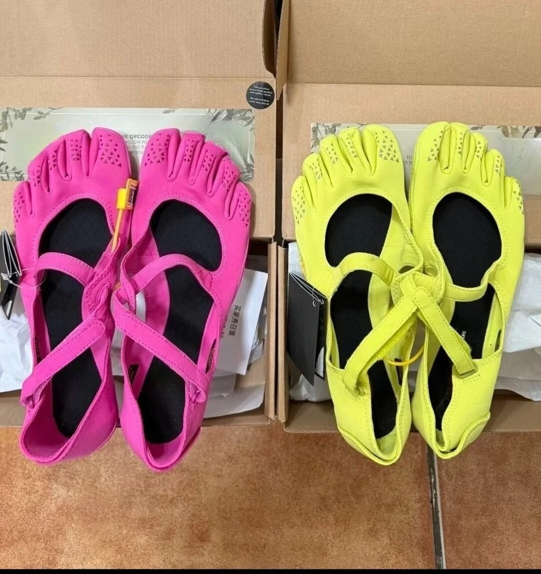 Five-Finger Breathable and Non-Slip yoga Shoes for barefoot Exercise.Lightweight Indoor Fitness,Dancing and Leisure Sports Shoes