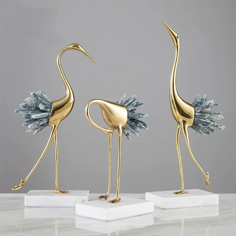 Luxury Marble Base Crystal Tail Copper Body Crane Sculpture Ornaments Home Livingroom Hotel Statue Decoration Housewarming Gifts