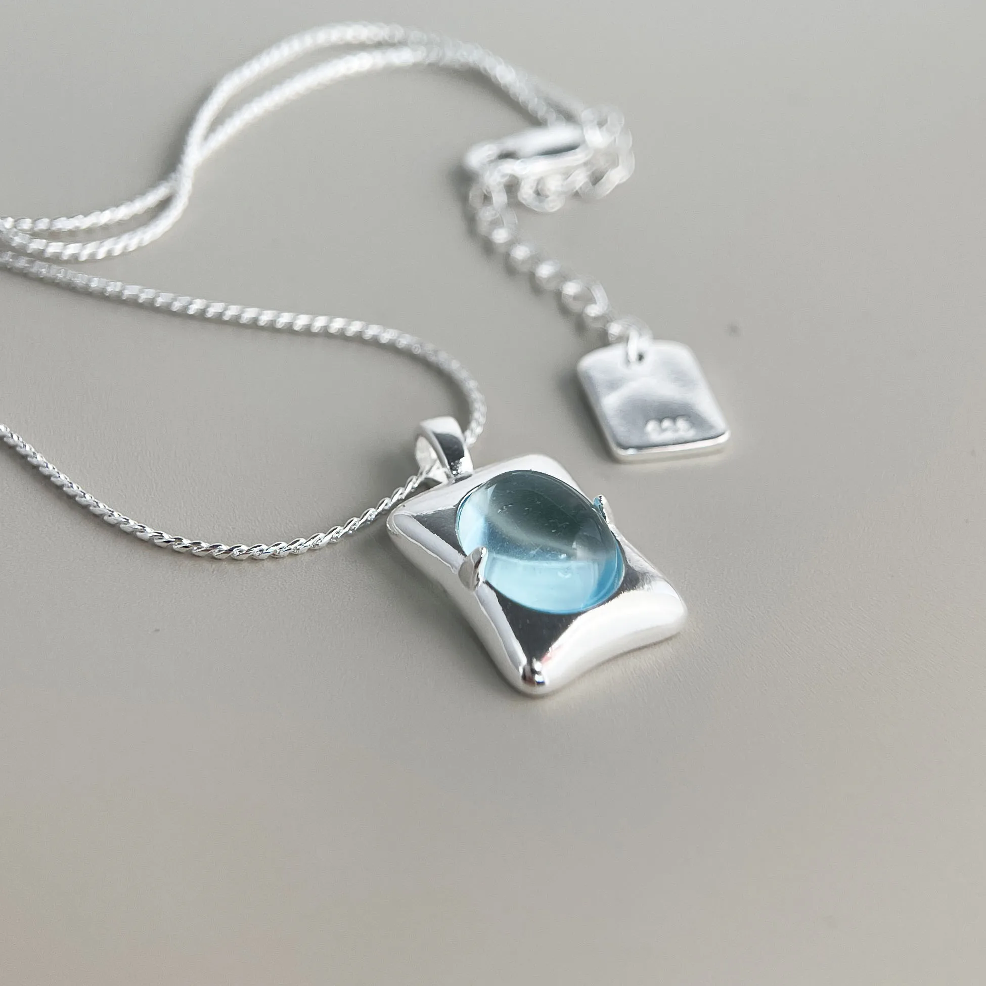 S925 Sterling Silber Halsketten für Frauen, Einfache Minimalistische Anhänger-Halsketten, Blaue Stein-Halskette, Geburtstagsgeschenk – Detail 7