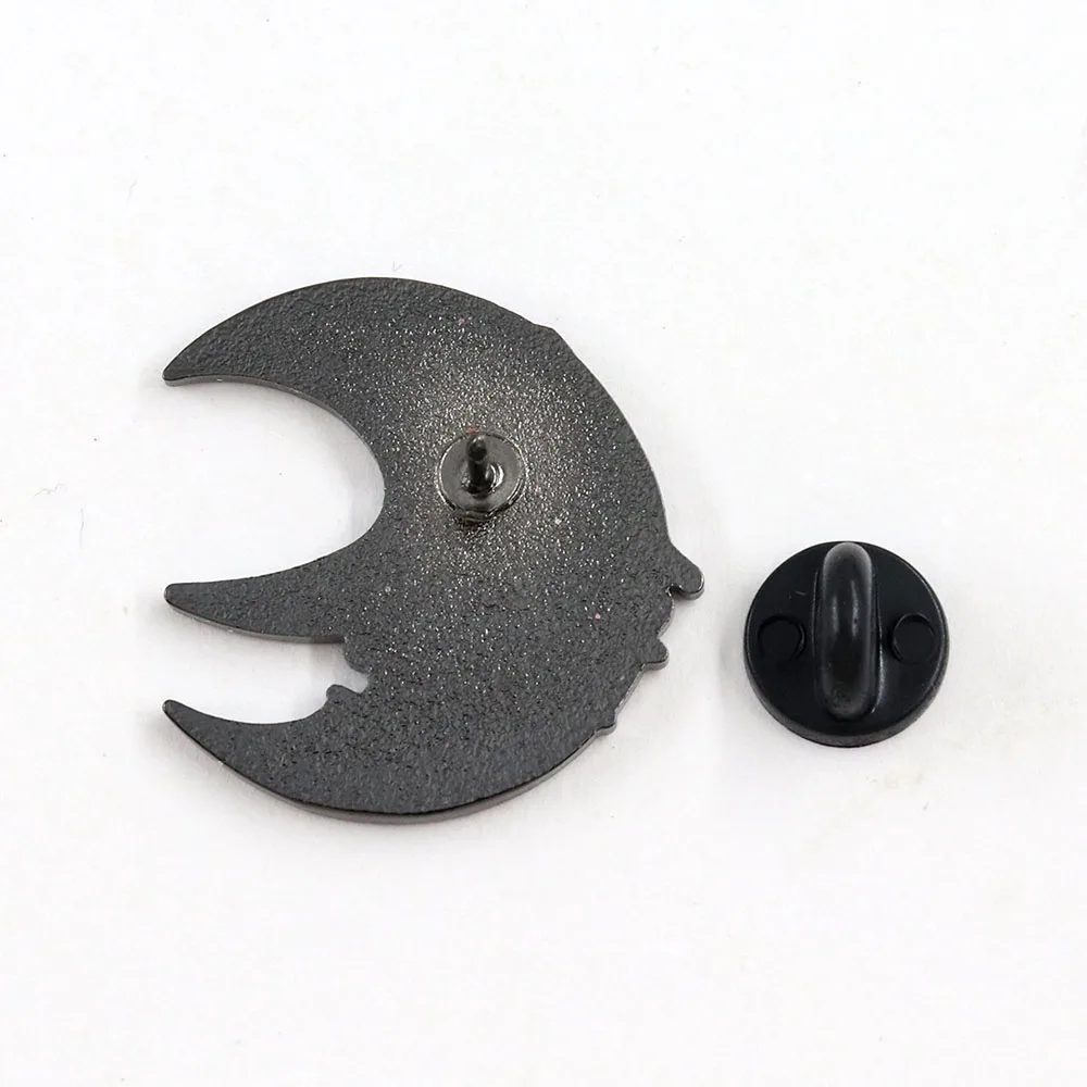 Soul Eater-Horror Moon Badge Maka Albarn Magic Manga Inspiration Enamel Pin Fans Gift Collection Backpack Decoration