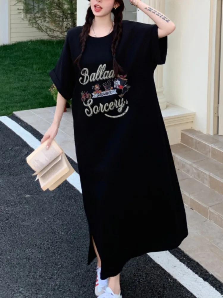 فستان صيفي كبير الحجم مطبوع عليه تي شيرت نسائي فضفاض برقبة دائرية وتنورة طويلة فستان نسائي عصري فساتين سوداء للسيدات فيستدوس