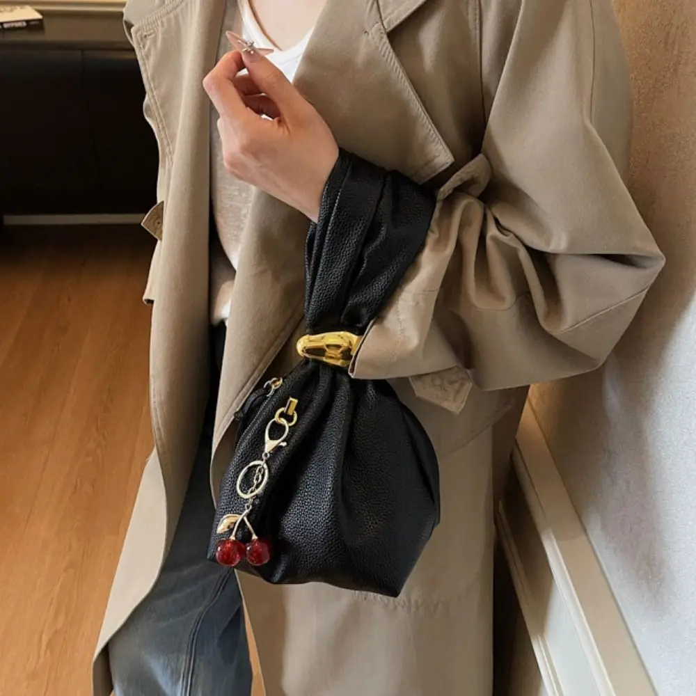

Solid color Lichee Pattern PU Clutch Bag Large Capacity Cherry Pendant Party Evening Bag Handbag Korean Style Pleated Bucket Bag