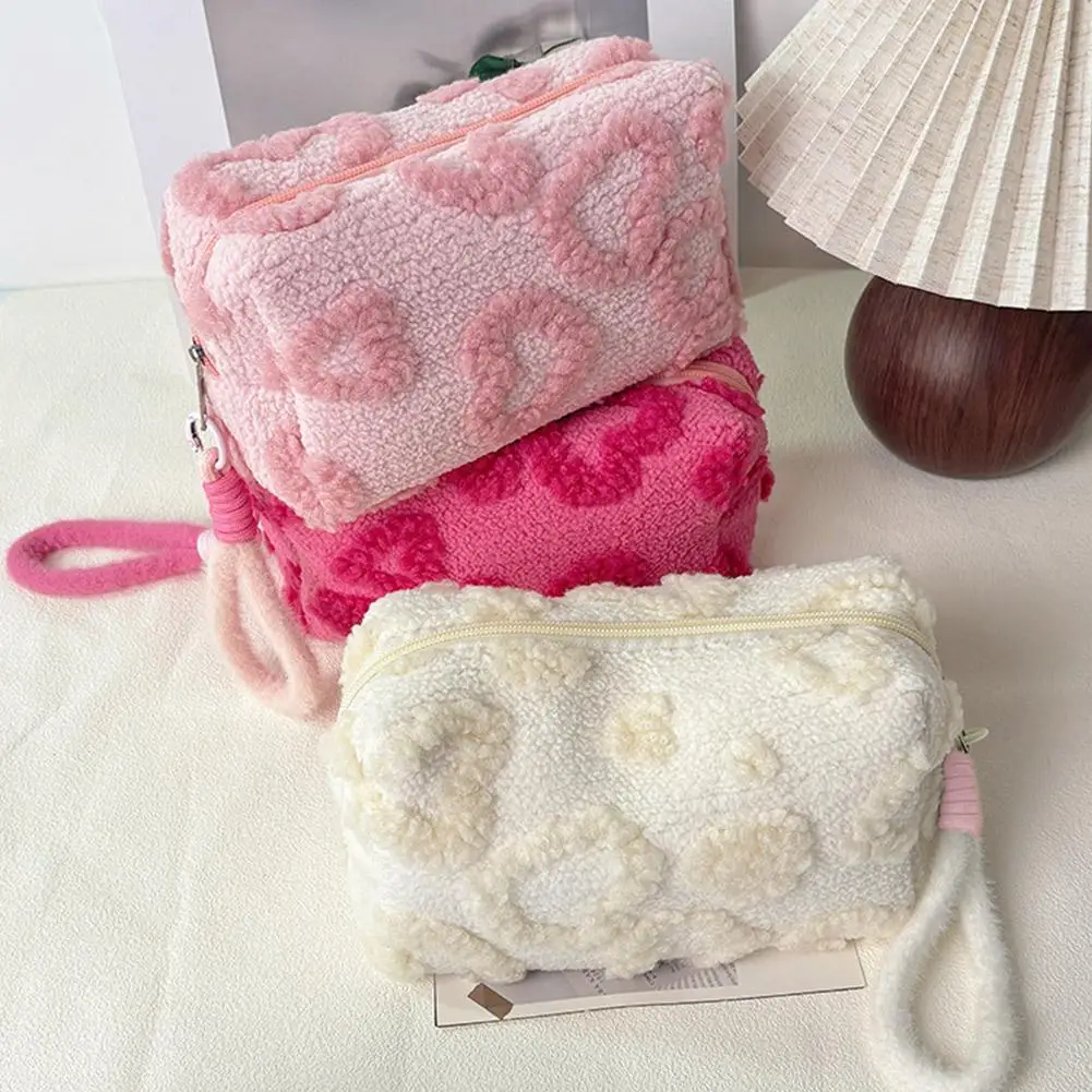 Kawaii Fluffy Makeup Bag with Wrist Strap Heart Pattern Cosmetic Pouch Travel Tiletry Storage Bag Beauty Storage Pouch