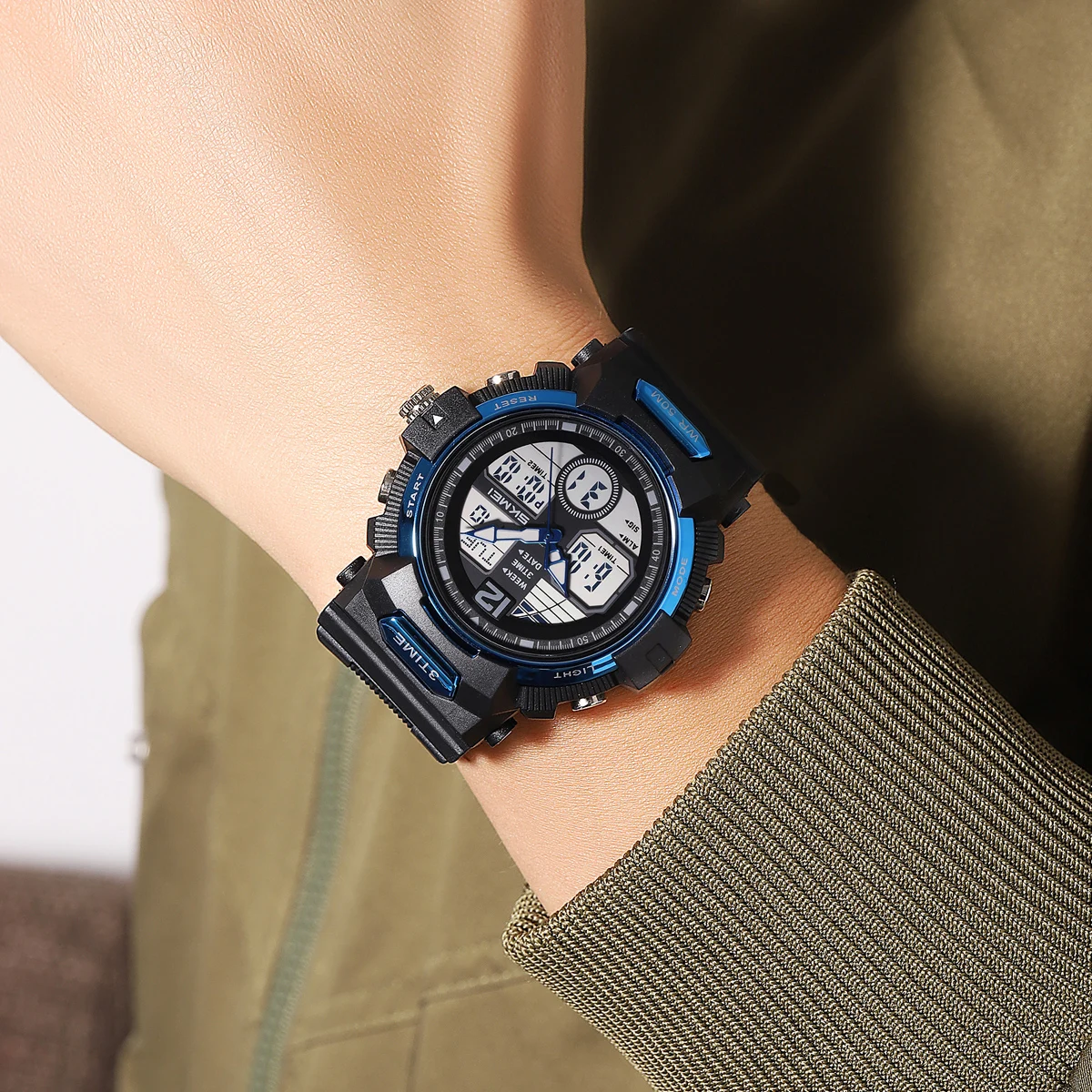 SKMEI Youth Fashion Design Waterproof Chrono Wristwatch Sports Casual Alarm Clock Watches For Men Women World Time Digital Watch