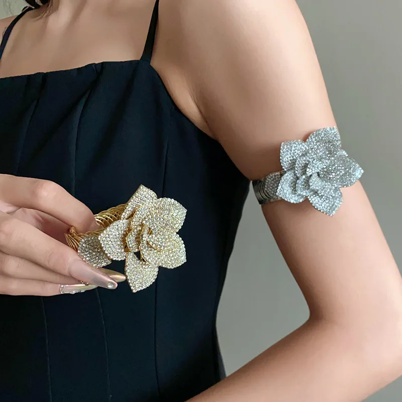 Inlaid Rhinestone Three-dimensional Flower Adjustable Bangles for Women Fashion Light Luxury Personalized Bracelet Retro Jewelry