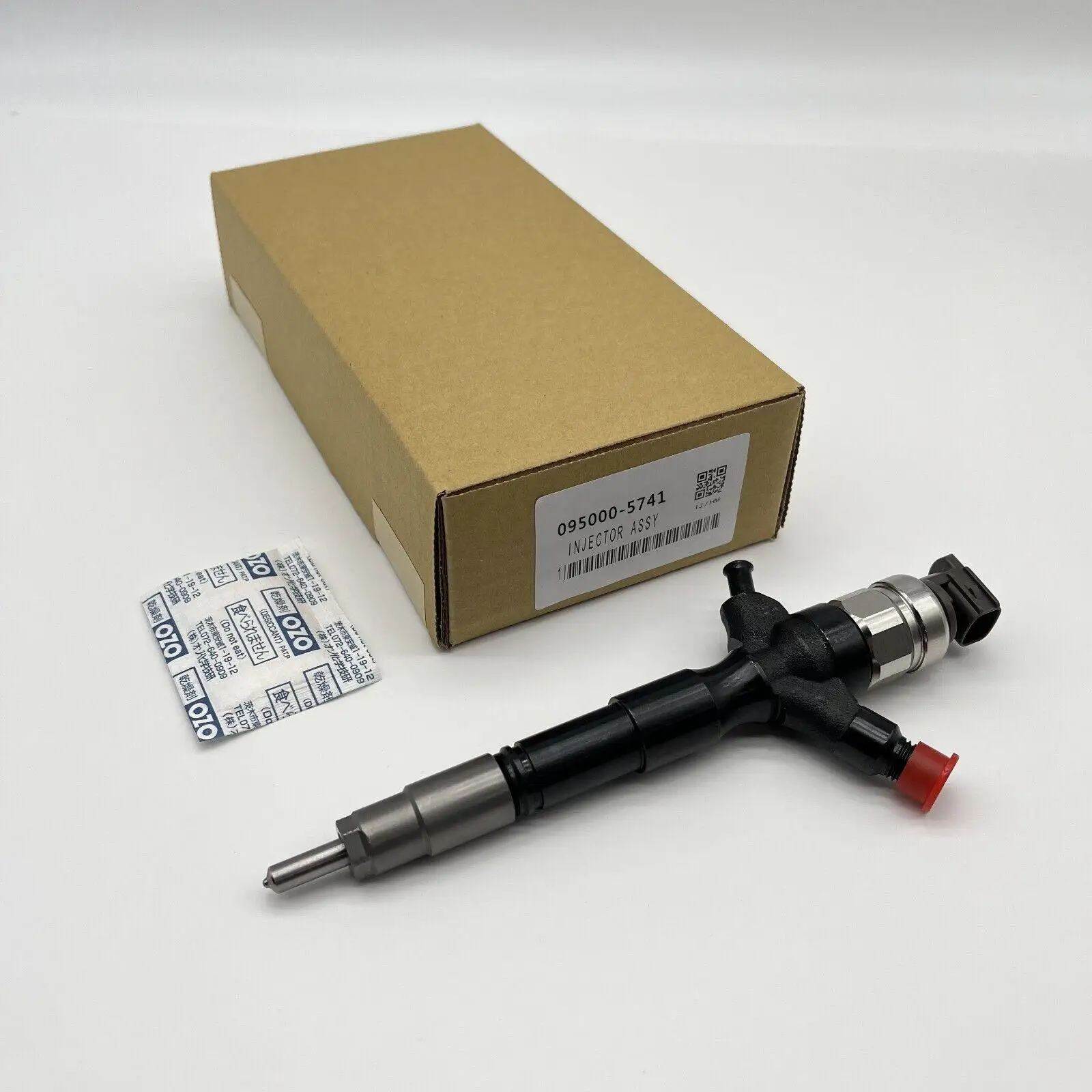 095000-5741 Diesel Fuel Injector 23670-30080 for Toyota Landcruiser 160-175 1KD-FTV