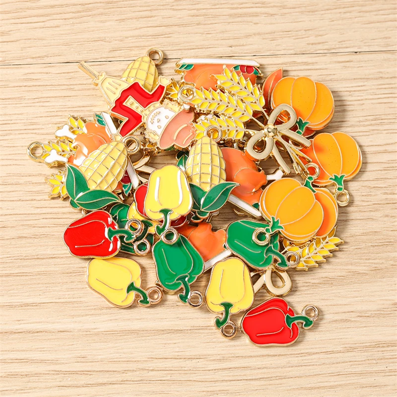 10 Stück Niedliche Emaille-Anhänger in Lebensmittelformen: Mais, Kürbis, Paprika für Schmuckherstellung, Ohrringe, Halsketten, DIY-Bastelzubehör – Detail 4