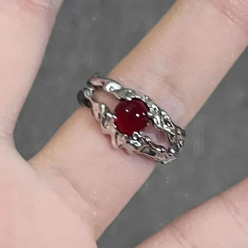 Anillos estéticos de corazón de cristal rojo Irregular con apertura ajustable para mujer, anillo gótico de araña de Animal, joyería creativa