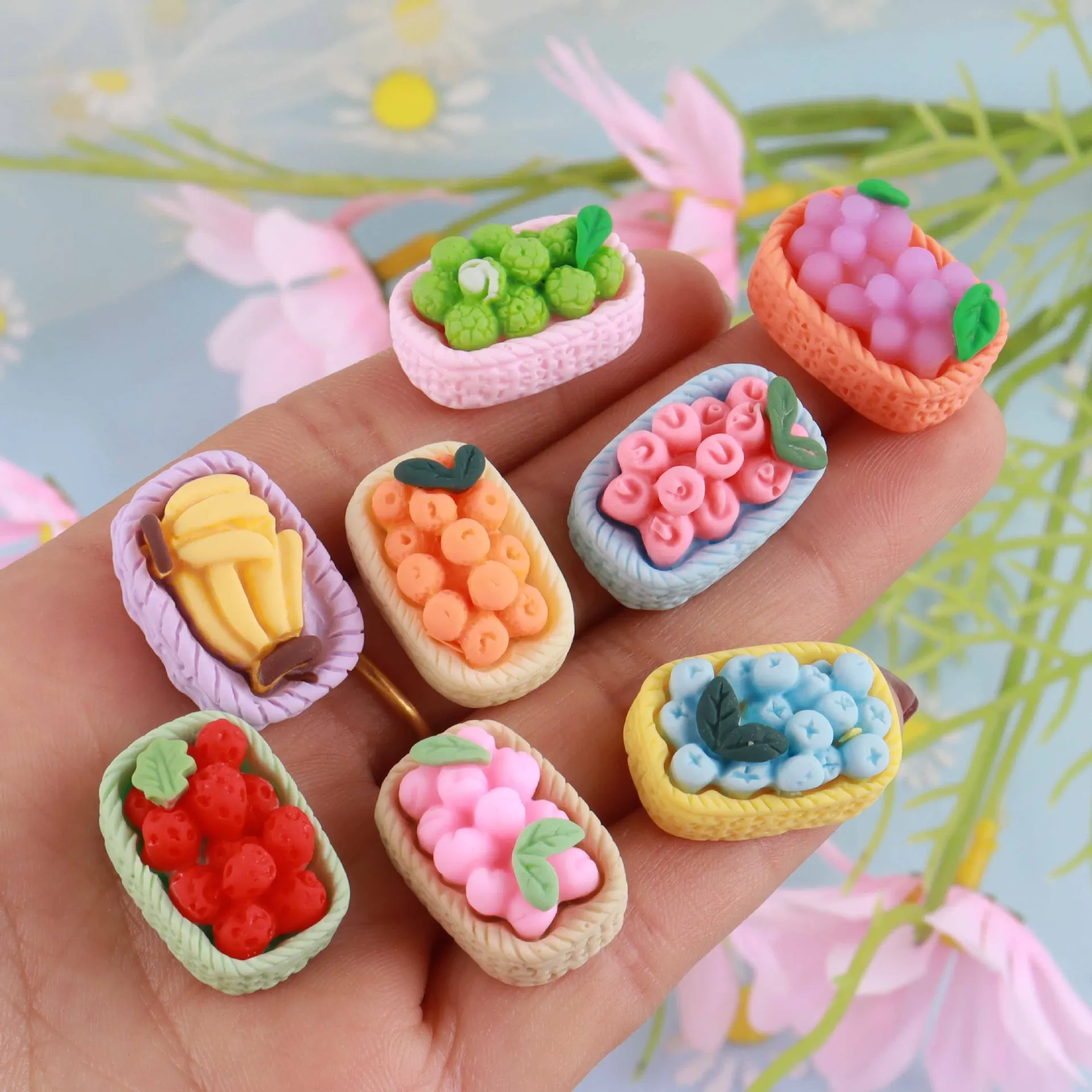 8Pcs Simulation Fruit Basket Dollhouse Miniature Food Mini Ice Cream Donuts Coffee Cup Drink for Doll House Decor Accessories