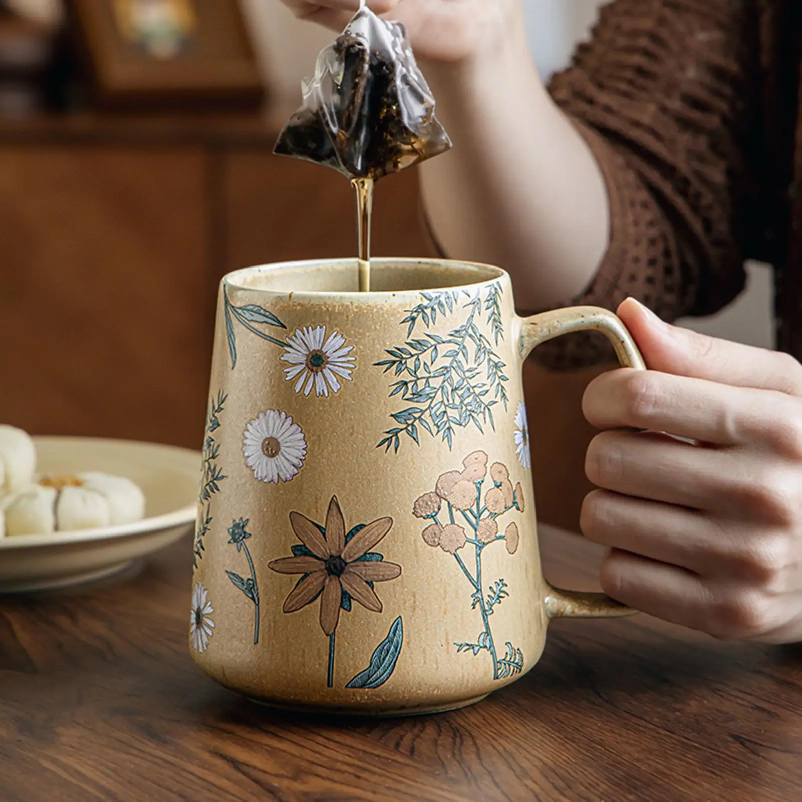 

710ML Novelty Hand Painted Irregular Ceramic mug Flower Pattern Coffee Cup Breakfast Milk tea cups Gift For Kids Girls