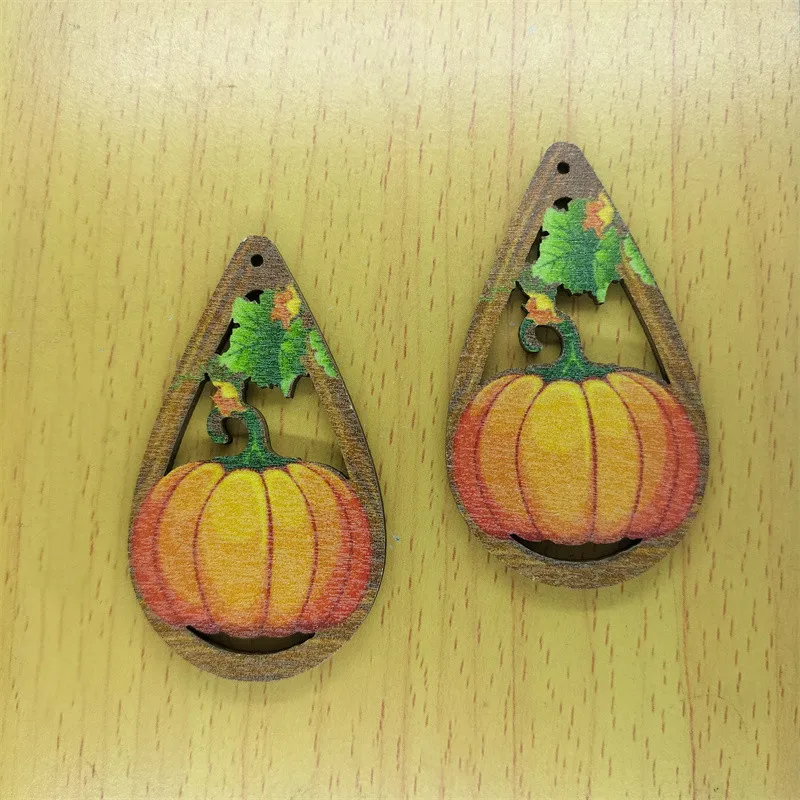 10pcs Wood Hollow Waterdop Charms Cartoon Pumpkin Leaf Charm Pendant DIY Earrings Necklaces Key Chain Jewelry Making Supplier