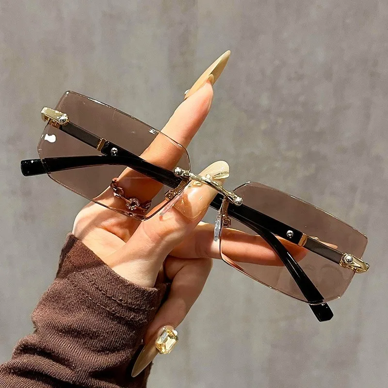 1 Stück minimalistische randlose quadratische Herrenbrille, klare Gläser, für den täglichen Gebrauch und zum Fotografieren – Detail 3