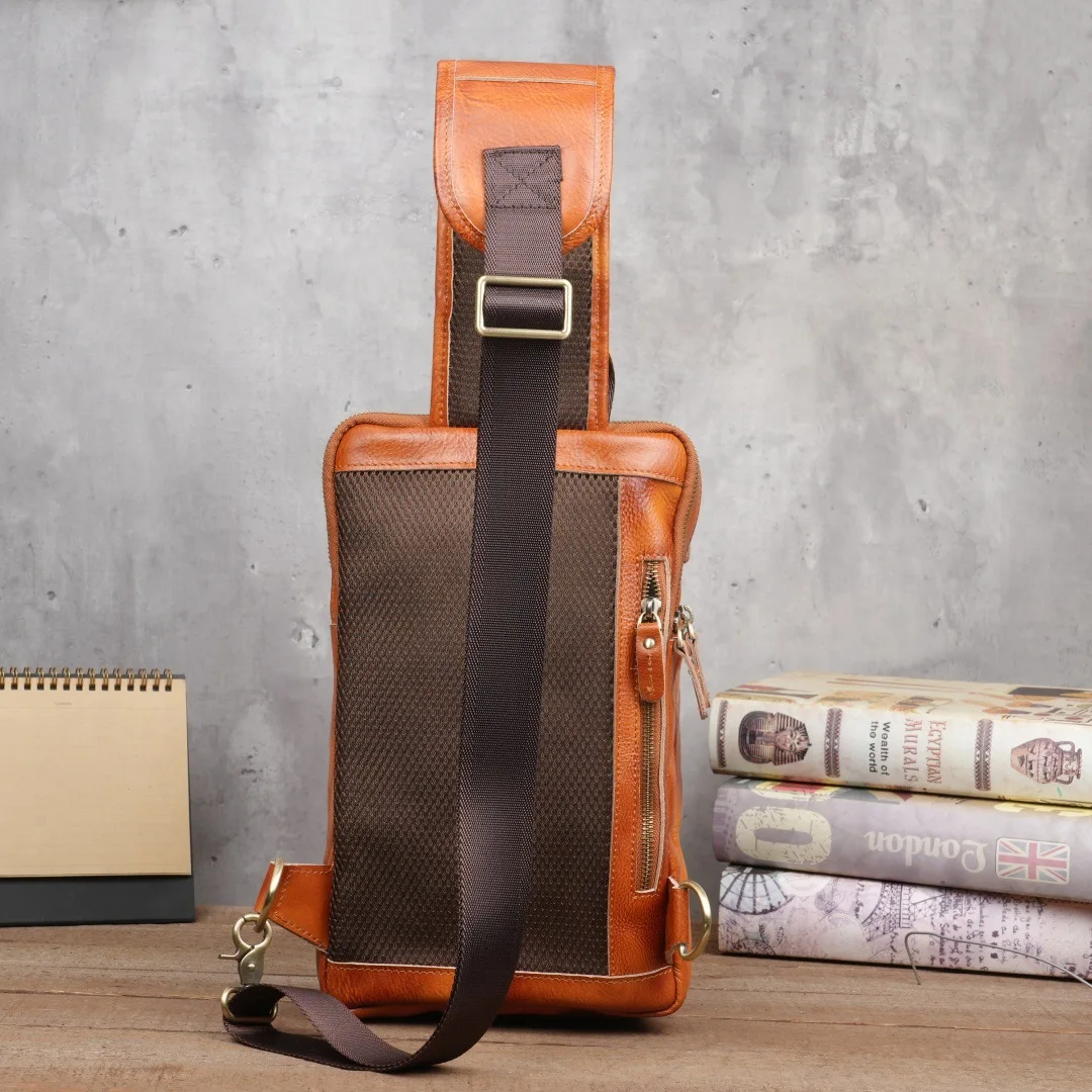 The first layer of Crazy Horse leather cowhide, men's retro European and American outdoor multi-purpose breast bag