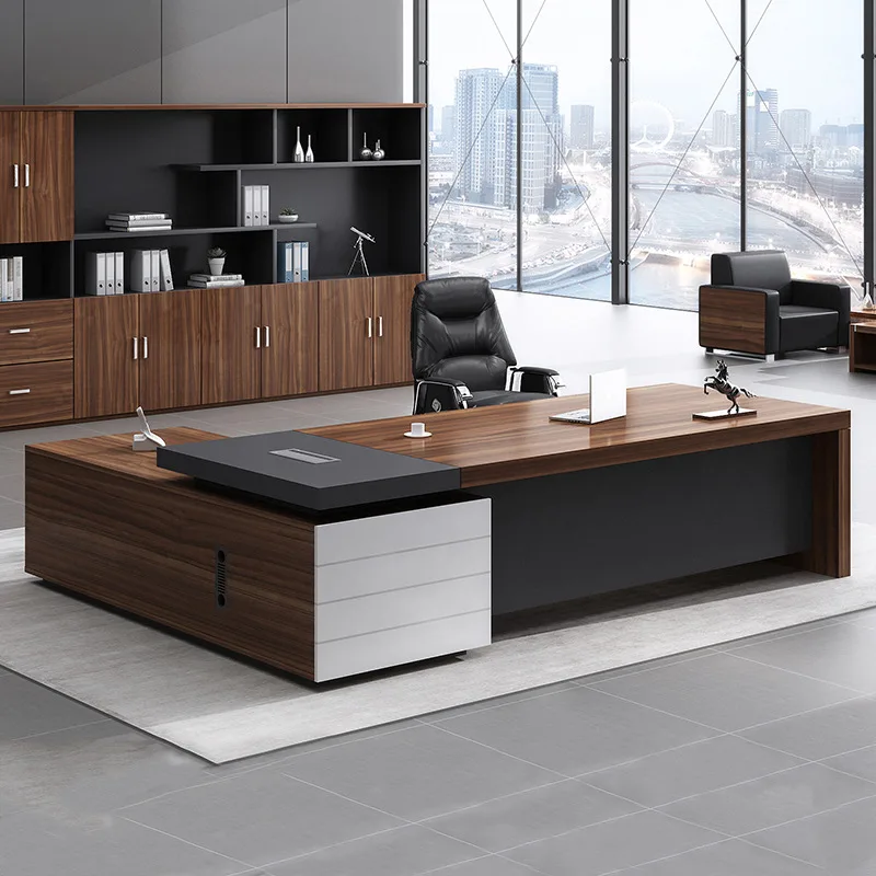 President and manager of the big desk, in charge of single office desk and chair combination commercial