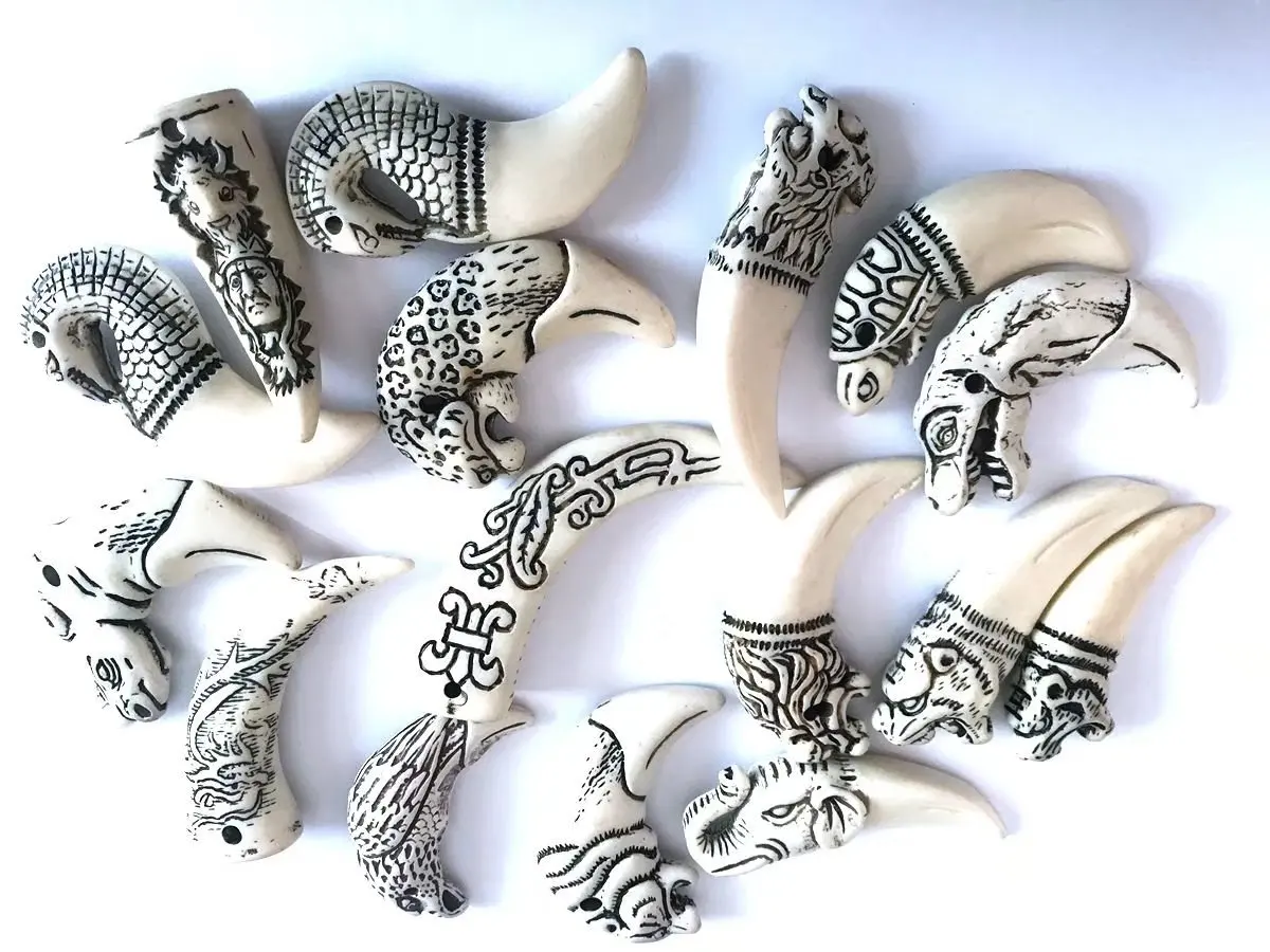 25 pcs keychain Boy Men's Imitation Vintage Yak Bone mixed Carved Elephant Amulet Tooth  ym