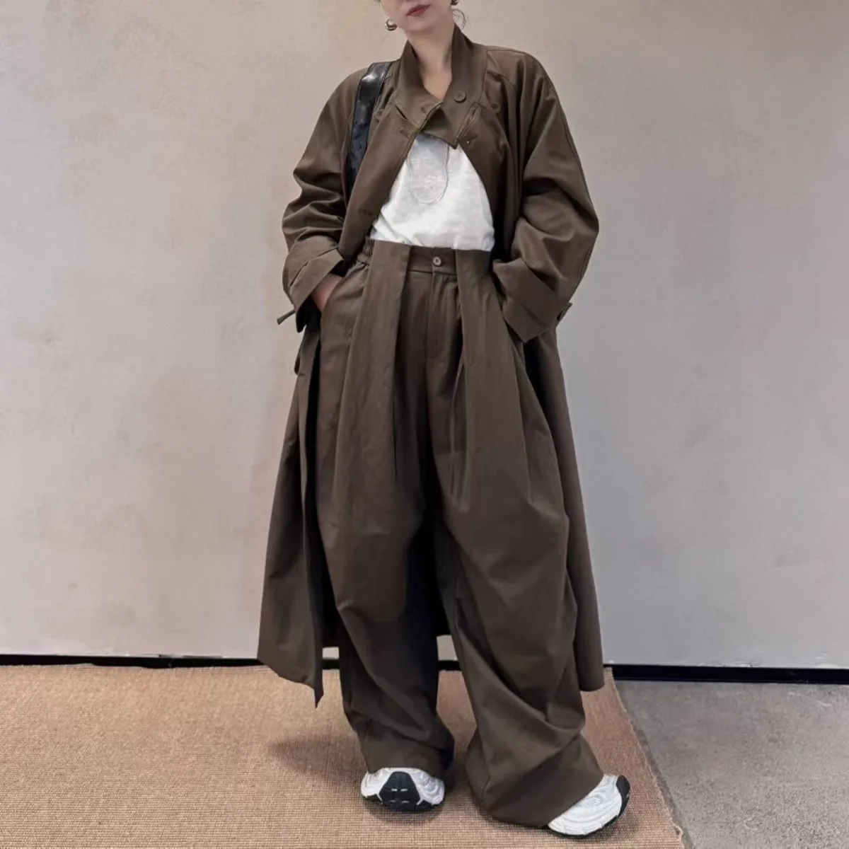 BJTZ مزاجه فضفاضة تناسب بلون خندق وواسعة الساق بانت قطعتين مجموعة للمرأة 2025 ربيع الخريف الاتجاه الجديد مجموعات الإناث