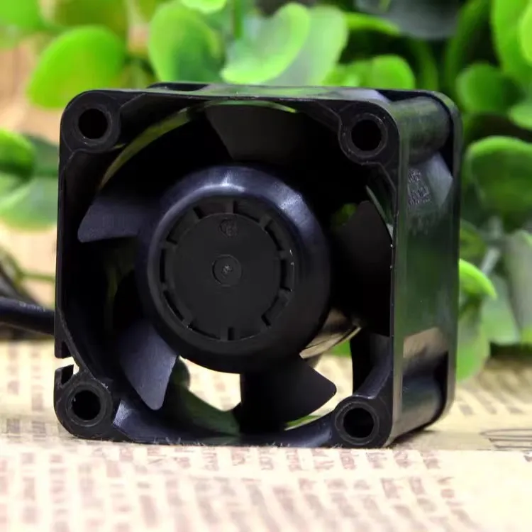 Free shipping original 4028 12V 0.73A 4CM violent boost cooling fan W40S12BS4A5-07