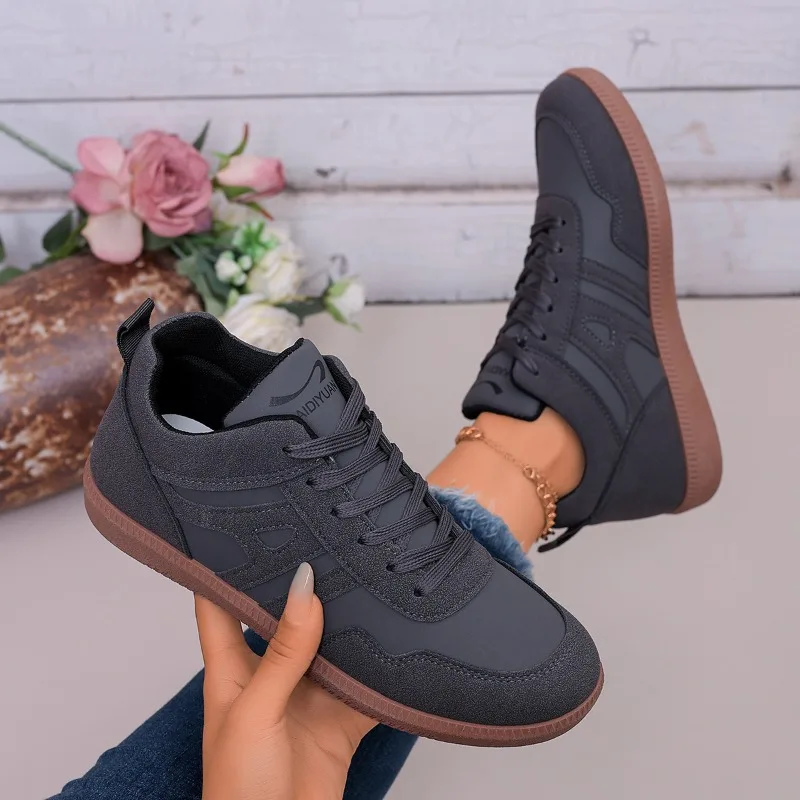 New Style Women's Lightweight Lace Up Sports Shoes 2025 Anti-Slip Casual Wear Flat Bottomed Fall Thick Soled Women Single Shoes
