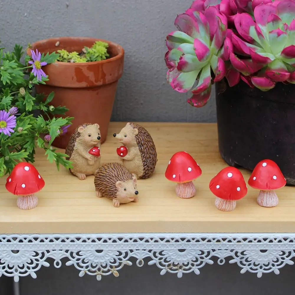 

7pcs Resin Hedgehog Mushroom Statue Cartoon Waterproof Animal Sculpture Simulation Cute Garden Miniatures Figurine Bonsai