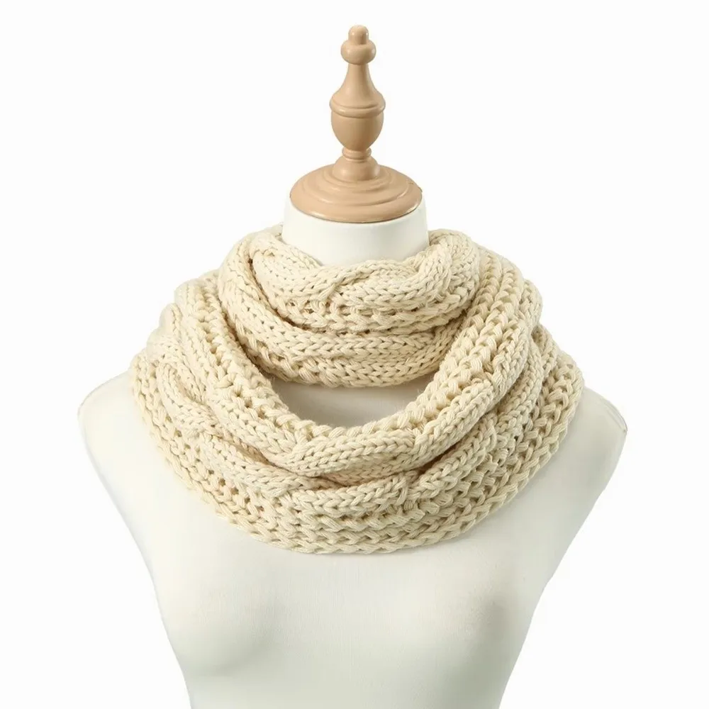 Knitted Material Knitted Ring Scarf Solid Color Thick Warm Fabric Neck Warmer Scarf Windproof Design Circle Ring Style