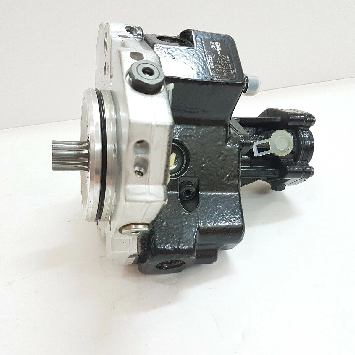 

New Genuine 0445020023 High Pressure Fuel Pump CP3 for MAN TGA 51111037678 0445020023 Pump