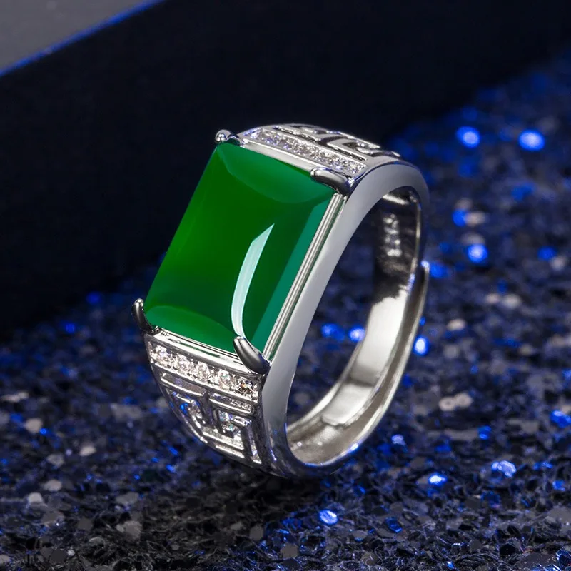 

Natural Green Chalcedony Hand-carved Square Ring Fashion Boutique Jewelry Men and Women Green Agate Ring Gift