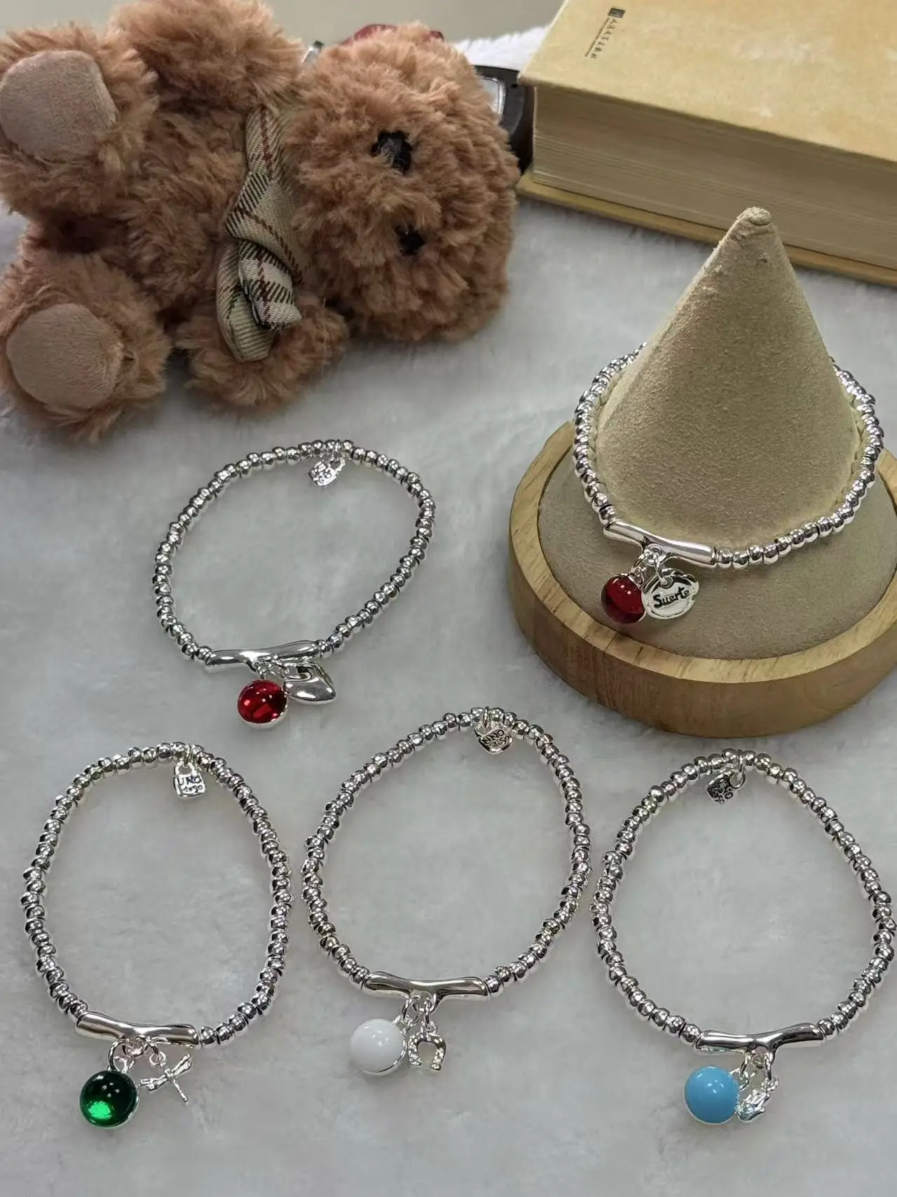 

UNOde50 Elegant Silver & 24K Gold Bracelet – High-End Glamorous Piece, Add Charm to Your Outfit, Budget-Friendly Price byYY UNOd