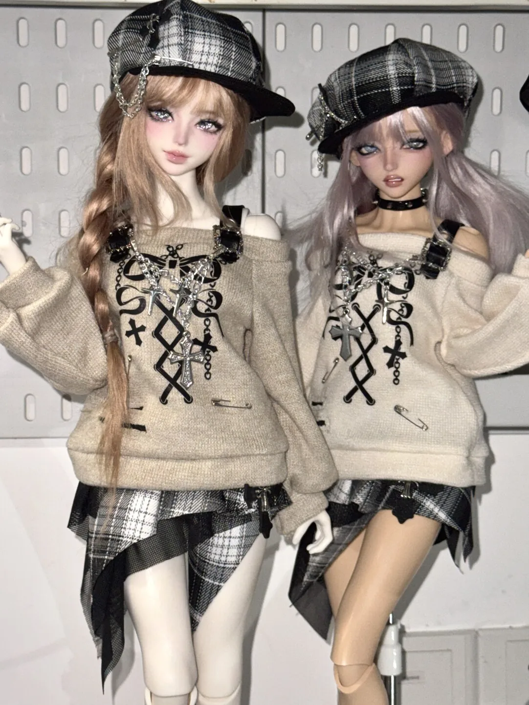 

1/4 Doll's Clothes Suit for 45cm Bjd Doll Long Sleeves, Short Skirts, Leg Covers Dress Up Pay House Toy Doll Accessories,No Doll