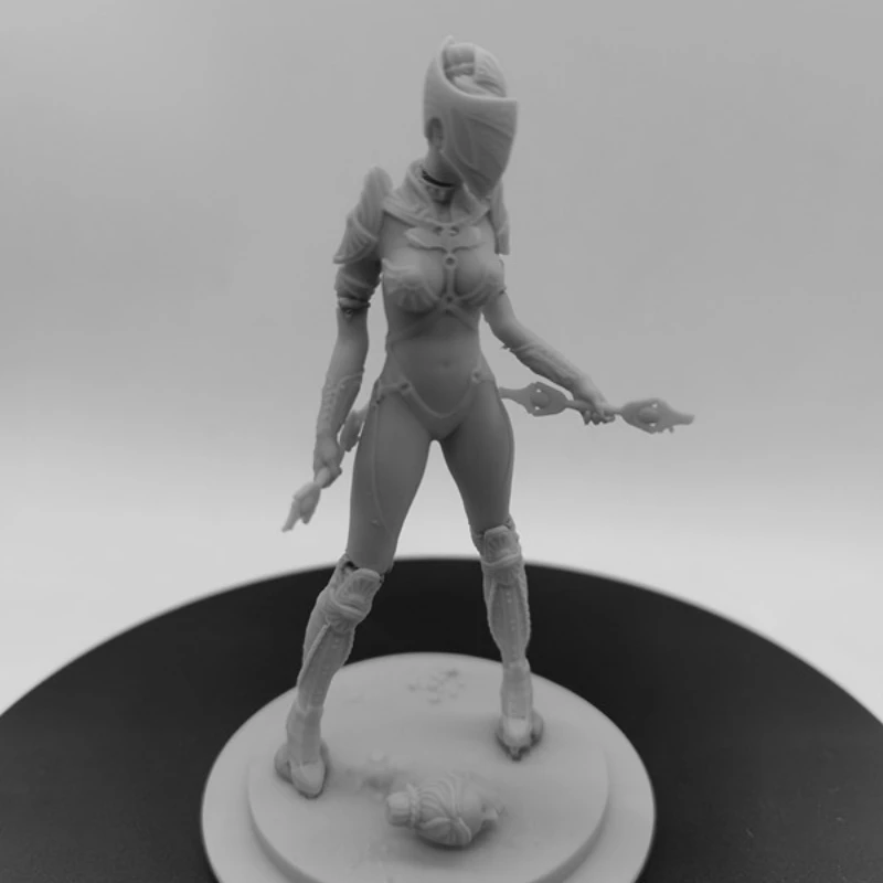 Figura de resina asesina enmascarada de hierro, escala 1/24, 75mm de altura, Kit de modelo ensamblado, Diorama sin montar y figuritas sin pintar, Juguetes