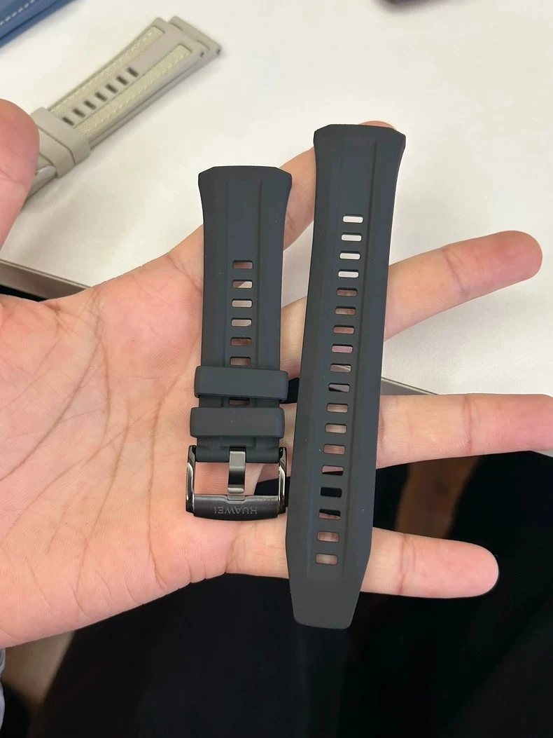 Huawei Original 22mm Fluororubber Strap for Huawei GT5 Pro 46mm