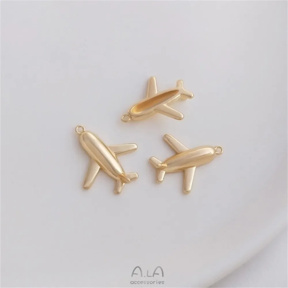 

14K Gold Wrapped Three-dimensional Airplane Pendant Paper Airplane Pendant Handmade DIY Bracelet Necklace Jewelry Fashionable