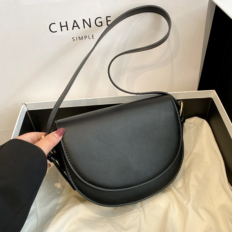 

Retro Solid Color Saddle Bag High Quality Leather Shoulder Bags for Women 2025 New Simple Ladies Crossbody Bag Designer Handbags