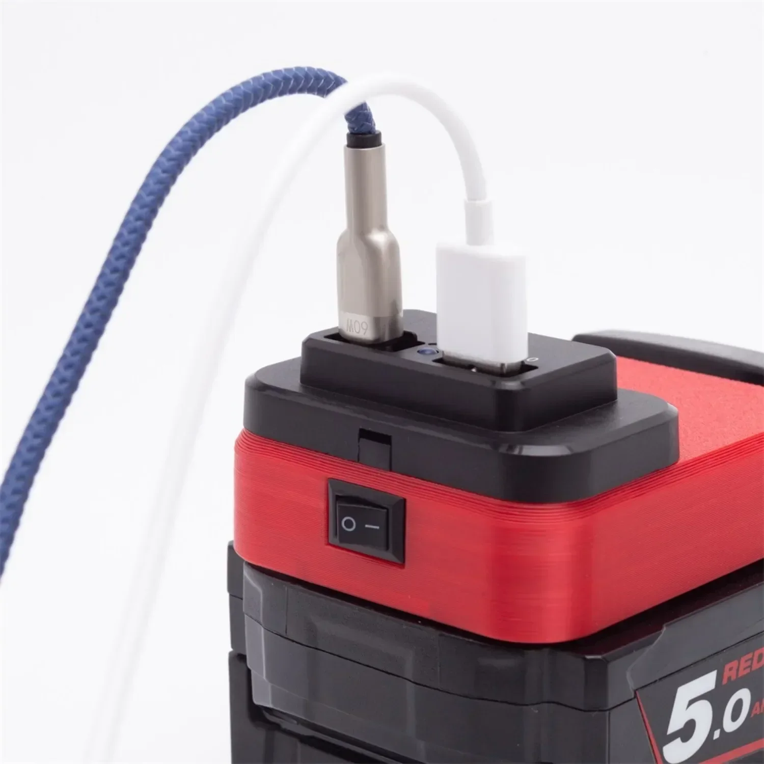 The Portable Charger Is Suitable for Milwaukee 20V Li-ion Battery Mobile Phone and Tablet Fast Charging USB and Type-C Interface